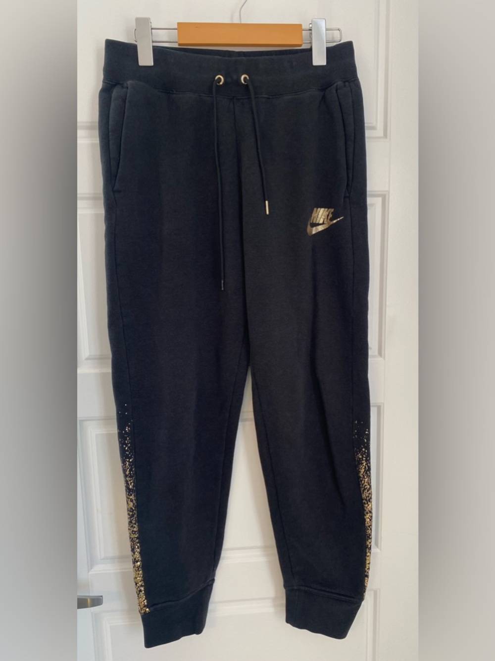 Nike Black Gold Speckle Joggers Medium Athleisure Sweatpants Streetwear - Picture 2 of 9